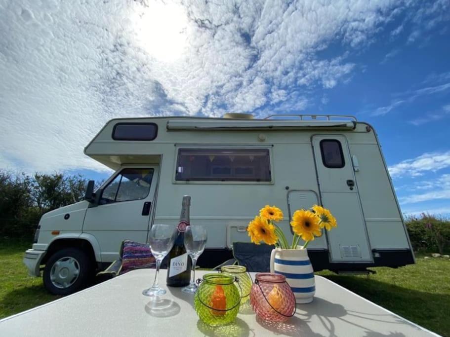 Lily Cosy Campervan With Sea Views & Amazing Sunrises St Ives Exteriér fotografie