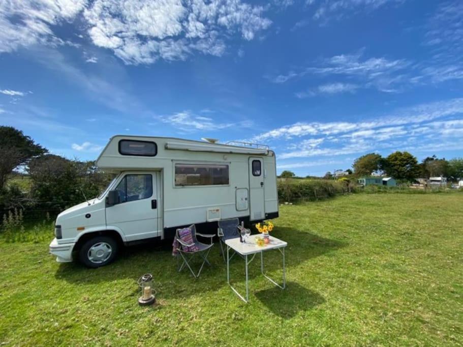 Lily Cosy Campervan With Sea Views & Amazing Sunrises St Ives Exteriér fotografie