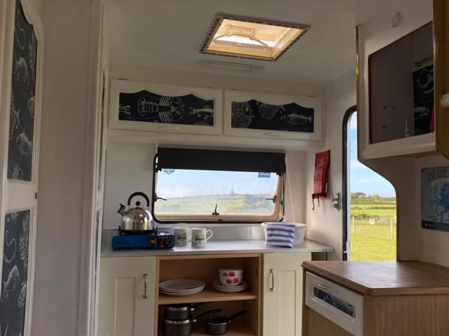 Lily Cosy Campervan With Sea Views & Amazing Sunrises St Ives Exteriér fotografie